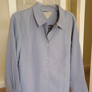 Elizabeth & Clarke Woven Button-Front Collared Top